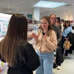 Creativitate si rasfat Caravana Frumusetii dm a sosit in Suceava FOTO