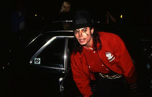 De ce purta Michael Jackson mereu palarii Putini stiu adevarul