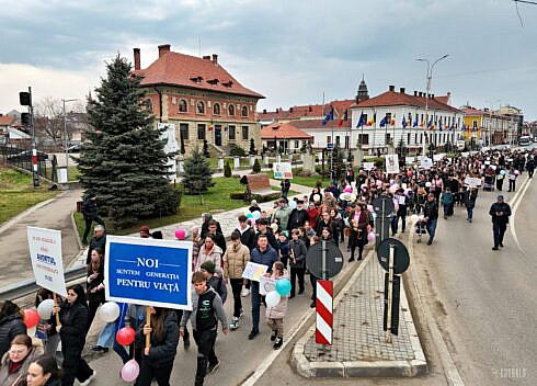 Marsul pentru Viata 2026 la Radauti Viata este darul lui Dumnezeu FOTO