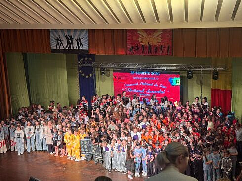 Tinerele gimnaste de la Academia Sportiva Phoenix Suceava au urcat pe podium la Concursul National Taramul Dansului FOTO