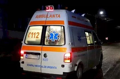 Un tanar de 17 ani a lovit cu un ATV artizanal un podet fiind proiectat in gardul unei case din Bosanci