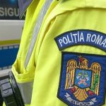 Un tanar de 20 de ani fara permis oprit de politisti in trafic a incercat sa evadeze folosind o metoda demna de filmele cu Stan si Bran