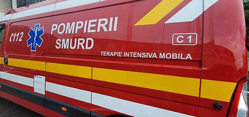 tragedie la campulung moldovenesc o tanara de 18 ani a decedat dupa ce a cazut de la etajul 5 al unui bloc