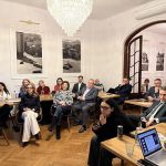 Antreprenorii romani in cautarea capitalului pentru dezvoltare Power Hub reuneste investitori si mentori intr un singur loc
