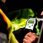 Barbat reinut pentru 24 de ore dupa ce a fost surprins conducand sub influenta alcoolului si fara permis in Suceava