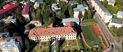 Colegiul National Eudoxiu Hurmuzachi din Radauti a fost gazda etapei judetene a Concursului National de limba engleza Speak Out