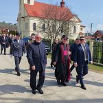 Comunitatea poloneza din Bucovina s a intalnit la Solonezu Nou pentru impartirea ou lui sfintit Deputatul Longher La noi se spune ca daca te pierzi undeva si iti amintesti cu cine ai impartit ou lui sfintit iti vei gasi drumul spre casa