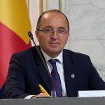 Deputatul AUR Petru Negrea propune scutirea de la plata impozitului pentru locuintele fara utilitati este o masura de normalitate pentru romanii abandonati de stat