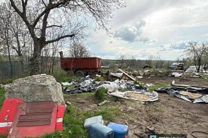 Garda de Mediu Suceava a luat masuri severe impotriva unui cetatean care a depozitat necorespunzator cantitati mari de ingerasaminte chimice FOTO