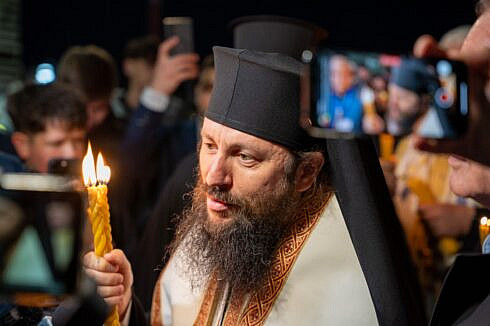 Lumina Sfanta de la Ierusalim va ajunge si in acest an in Noaptea de Inviere la credinciosii ortodoxi din judetul Suceava