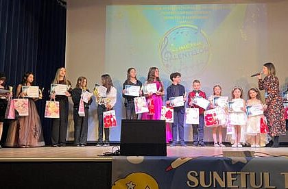 Performante deosebite pentru Scoala de Muzica Romantic Art la Festivalul Sunetul Talentelor
