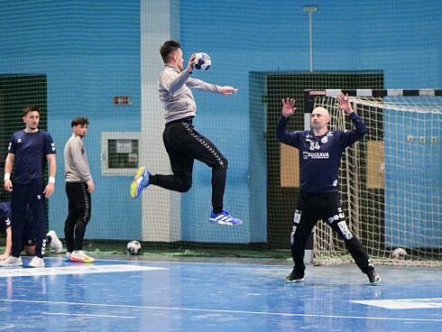 handbal masculin liga zimbrilor victorie impresionanta pentru csu suceava in confruntarea cu hc buzau