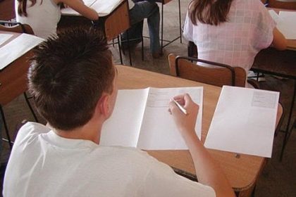 promovabilitate in crestere la cele trei simulri ale examenului de evaluare nationala in judetul suceava cea mai impresionanta crestere la matematica de la 28 02 in noiembrie 2025 la 72 69 in martie 2026