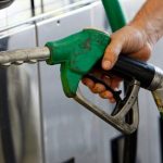 Romania are cea mai ieftina benzina din regiune Pana cand va ajunge statula la pompa