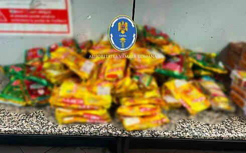 25 de kilograme de tutun si aproape 19 000 de tzigarete confiscate de inspectorii vamali impreuna cu Politia de Frontiera pe Aeroportul International Henri Coanda