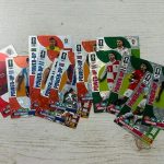 A comandat 50 de pachete cu jucatori de fotbal FIFA WORLD CUP si a primit 10 perechi de sosete negre fabricate in Turcia