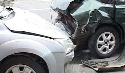 Accident cauzat de o soferita de 24 de ani in Suceava