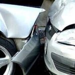 Accident cu trei raniti la Frasin provocat de un sofer de 19 ani care a lovit cu masina Audi autoturismul din fata sa