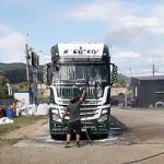 Amenda de 60000 de lei si suspendarea activitatii pentru o spalatorie auto care opera fara autorizatie de mediu