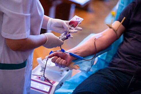 Apel disperat al ACET Suceava catre suceveni sa doneze sange pentru a salva viata unui angajat care a ramas fara un picior in urma unei accidentari intr un mixer la statia de epurare