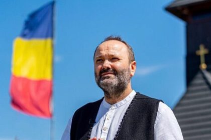 Arhiepiscopia Sucevei si Radauilor referitor la intenia printelui Catalin Axinte consilier local AUR de a ocupa o funcie de consilier administrativ ntr o structura religioas neoficial recunoscut n Romnia