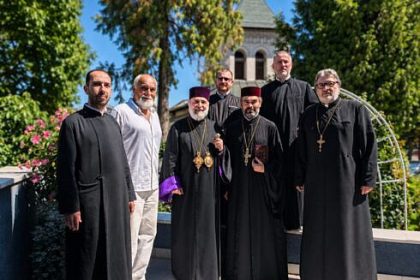Arhiepiscopia Sucevei si Radauilor sprijina comunitatea armeana la hramul Manastirii Hagigadar