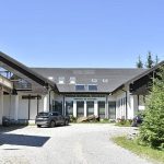 Centrul de vizare al Parcului National Calimani din Saru Dornei ii intampina pe turisti cu informatii utile despre traseele montane spectaculoase si le ofera copiilor jocuri si instalatii interactive