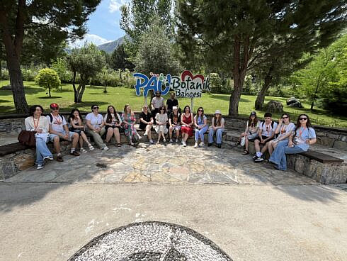 Competene pentru viitor Mobilitate Erasmus reusita in Turcia pentru elevii i profesorii colii Gimnaziale George Voevidca foto