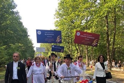 Concert expozitie simpozion si Sarbatoarea Roadelor la Zilele Culturii Polone intre 26 si 29 august