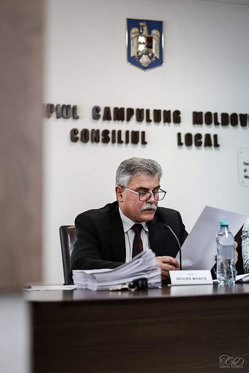 Consiliul Local Campulung Moldovenesc valideaza noul Regulament pentru amplasarea si functionarea teraselor Licitatie pentru inchirierea terenurilor mai mari de 10 mp si contracte pe termen lung Program de functionare restrictionat pana la ora 2200