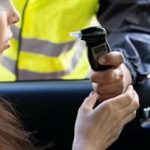 Dosar penal pentru o tanara de 22 de ani prinsa conducand sub influenta alcoolului