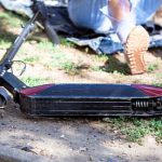Doua tinere au fost internate la spital dupa ce s au accidentat cu o trotineta electrica la Voitinel