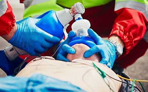 Femeie de 52 de ani decedata dupa ce a cazut de la ultimele etaje ale blocului Belvedere din Suceava
