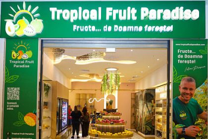Fructele de Doamne fereste au sosit la Suceava Tropical Fruit Paradise a deschis un nou magazin in Iulius Mall