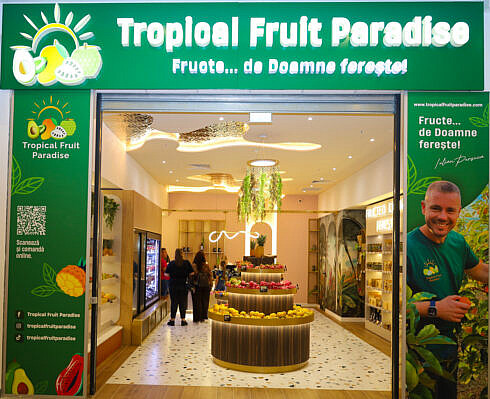 Fructele de Doamne fereste au sosit la Suceava Tropical Fruit Paradise a deschis un nou magazin in Iulius Mall