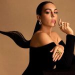 Georgina Rodriguez a stralucit la cununia cu Cristiano Ronaldo purtand bijuterii de peste 250 de carate de diamante Care este valoarea acestor bijuterii spectaculoase