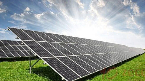 In Suceava soarele energiei rasare panourile solare se inmultesc rapid cate energie contribuie sucevenii la retea