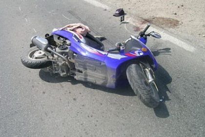 Mopedist de 80 de ani grav ranit intr un accident pe DJ 290 lang Veresti