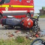 Motociclist de 25 de ani in stare de coma dupa o coliziune grava cu un autoturism