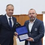 Multumiri din partea Federatiei Romane de Fotbal pentru profesorul Ciprian Anton care a condus AJF Suceava timp de 12 ani pentru contributia sa la dezvoltarea fotbalului in Romania