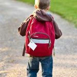 Nu reduceti bursele sociale in timpul vacantei Nevoia de sprijin si protectie pentru elevii vulnerabili nu are vacanta Declaratie si Punct de vedere Salvati Copiii Romania