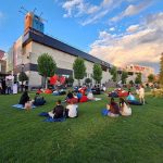 O var n care parcul de la Iulius Mall s a transformat ntr un loc de micare filme n aer liber distracie i momente petrecute mpreun