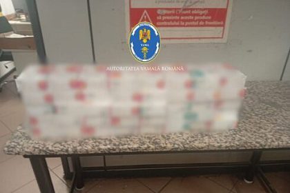 Peste 50000 de tigarete nedeclarate descoperite in bagajele a cinci persoane pe Aeroportul Otopeni