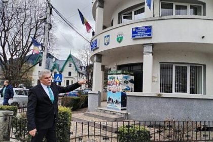 Primaria Campulung Moldovenesc organizeaza o consultare publica pentru un proiect cu fonduri europene care include refunctionalizarea Cinematografului Moldova reabilitarea piazetelui centrale si amenajarea de spatii verzi