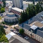 Primaria Suceava amenajeaza o piazetta in apropierea Bancii Comerciale Romane pentru relaxarea si confortul locuitorilor
