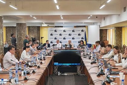 Rectificare bugetara la Primaria Suceava 12 milioane de lei pentru salubrizare menajera si stradala 10 milioane de lei pentru repararea strazilor si 4 milioane de lei pentru subventia la energia termica