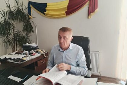 Reteaua publica de apa si canalizare din Moara este in proces de predare catre ACET Primarul Dziminschi informeaza cetatenii ca trebuie sa finalizeze bransarea la noua retea pana pe 30 octombrie