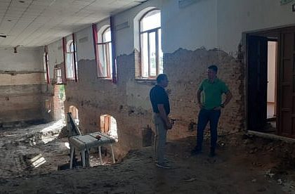 Se deschid noi santier e in Liteni Au inceput lucrarile de consolidare reabilitare si eficientizare energetica a Caminului Cultural cu fonduri europene foto