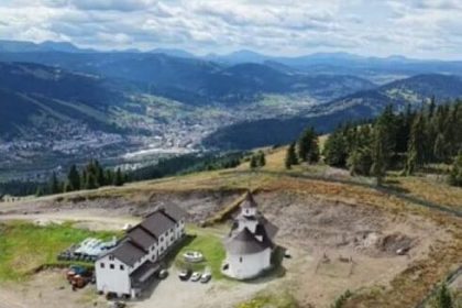 Sinodul Mitropolitan al Mitropoliei Moldovei si Bucovinei a aprobat trei metocuri pentru calugari subordonate Manastirii Putna si a inaltat Schitul de calugari Sfantul Nectarie Barnarel la statutaul de manastire de calugari
