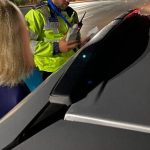 Soferita baut si recalcitranta fata de politisti incatusata si internata la Psihiatrie Femeia de 51 de ani fara permis a cauzat un accident in Suceava